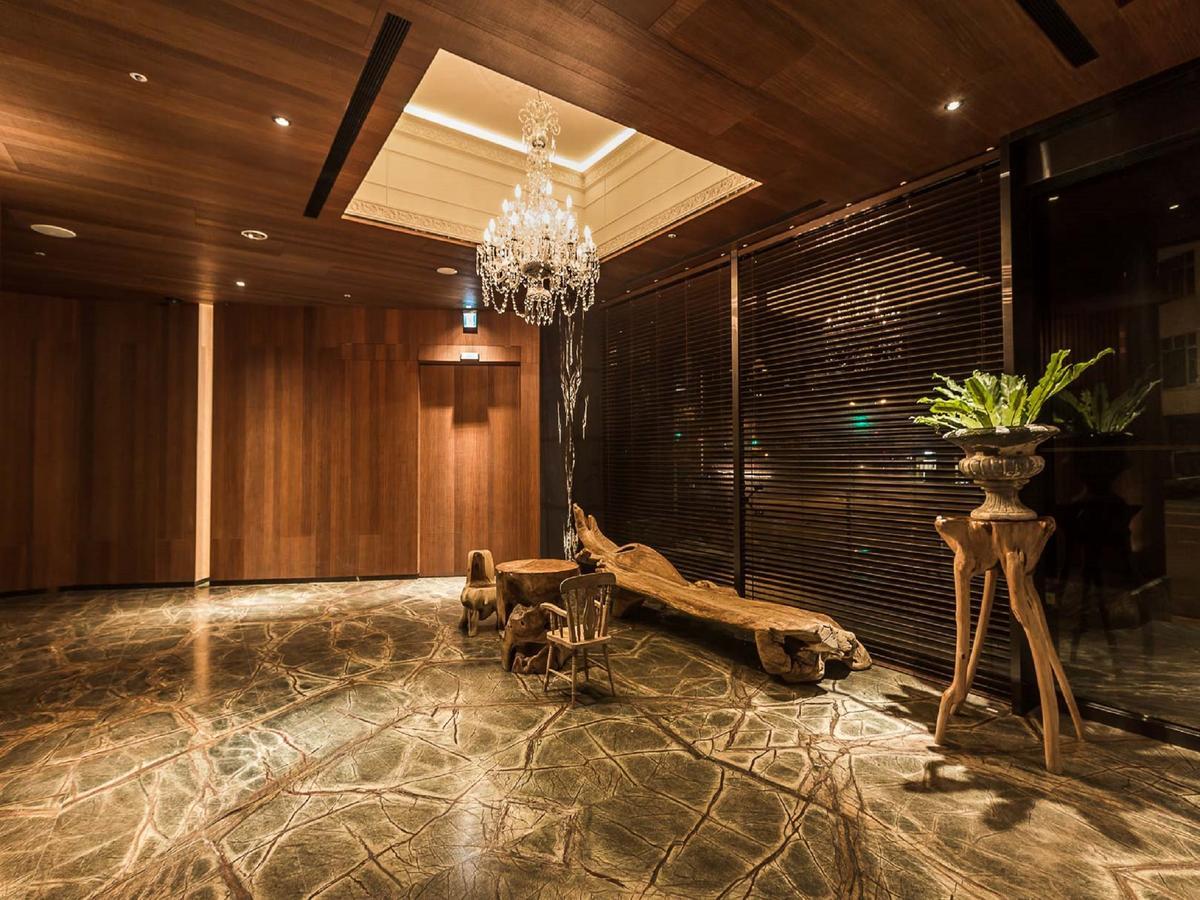Inhouse Hotel Taichung Bagian luar foto